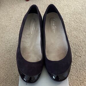 Kenneth Cole Women's Dark Purple Suede Flats with Patent Toe